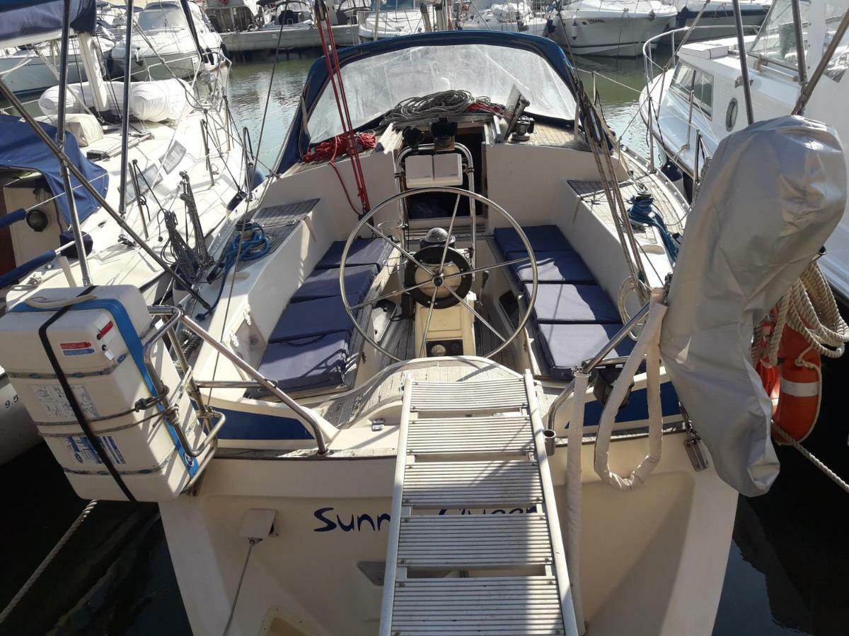 Yacht Suite Marina Di Grosseto Exterior foto